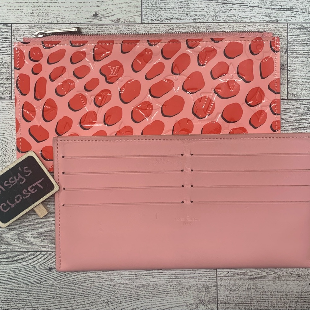 💯 Authentic Louis Vuitton Pink and Red Patterned Jungle Dots Felicie Insertt Set - Picture 1 of 10